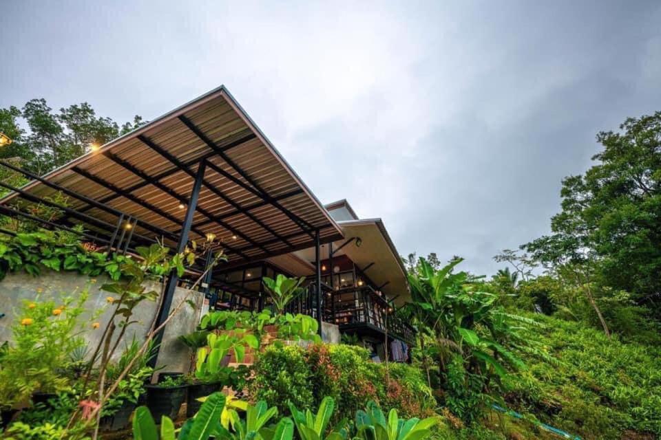 Baanhatsompaen Homestay 拉廊 外观 照片