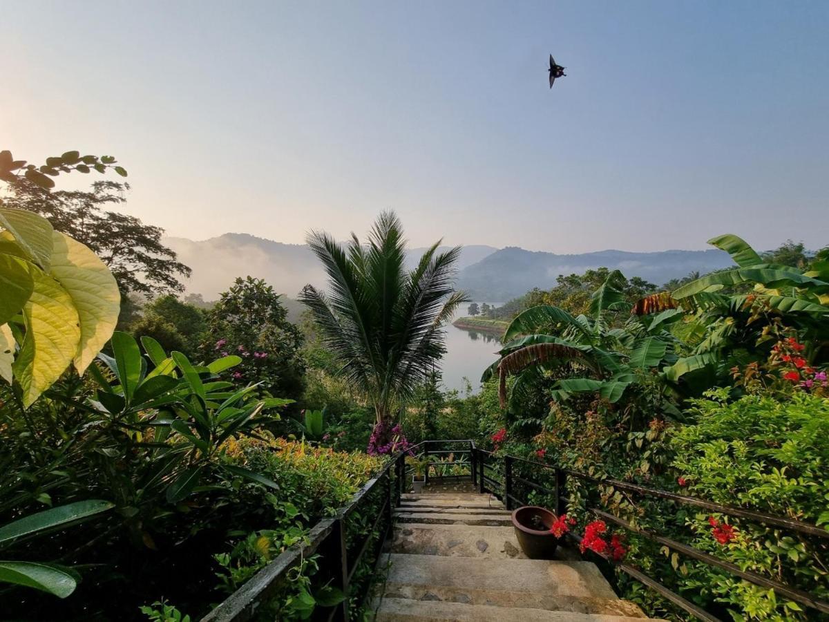 Baanhatsompaen Homestay 拉廊 外观 照片