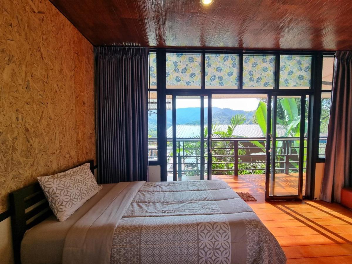 Baanhatsompaen Homestay 拉廊 外观 照片